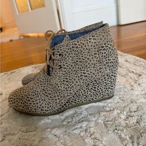 Stylish Leopard Print Wedge Ankle Boots